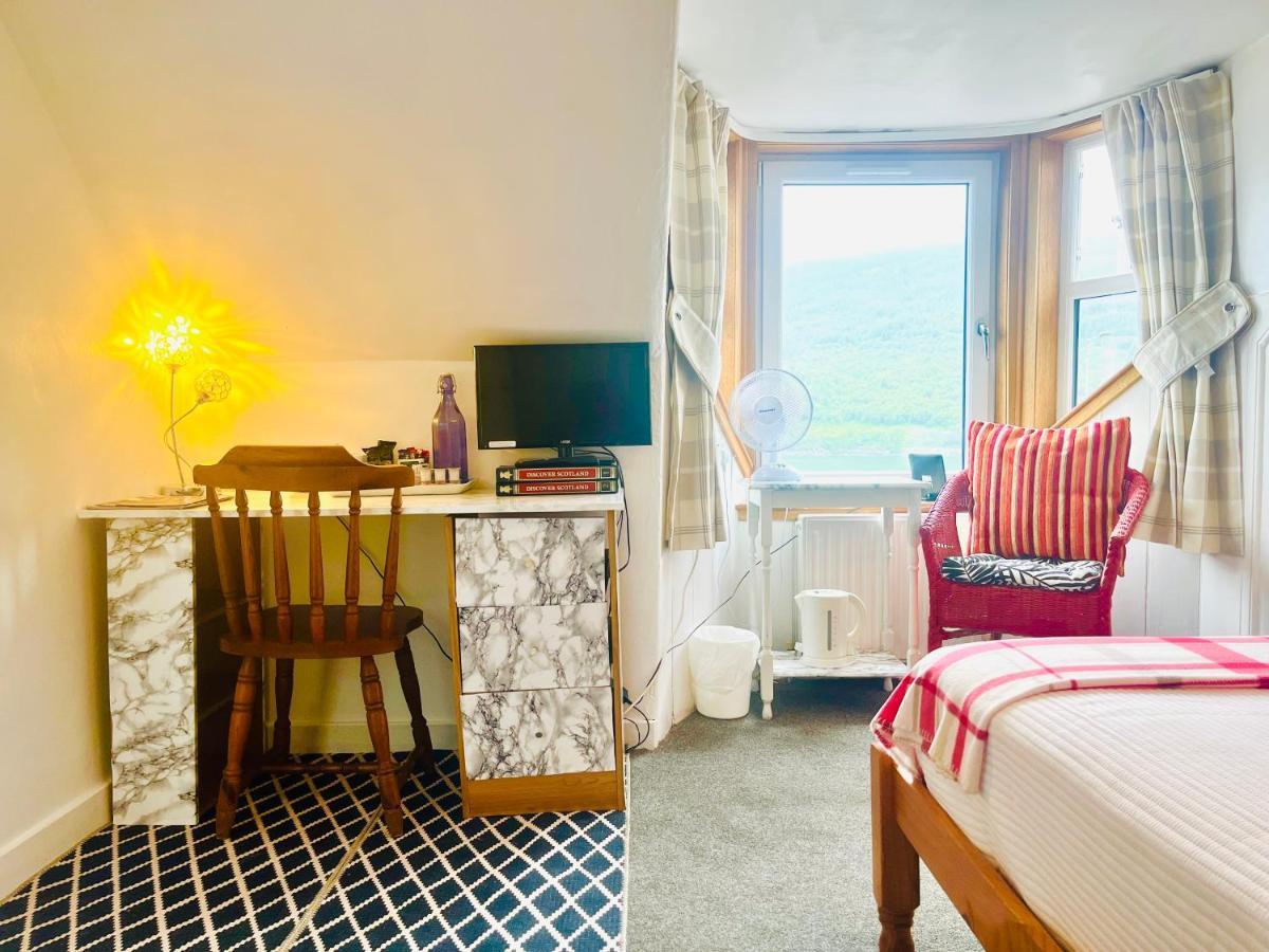 Rowantreebank Bed And Breakfast Arrochar Dış mekan fotoğraf