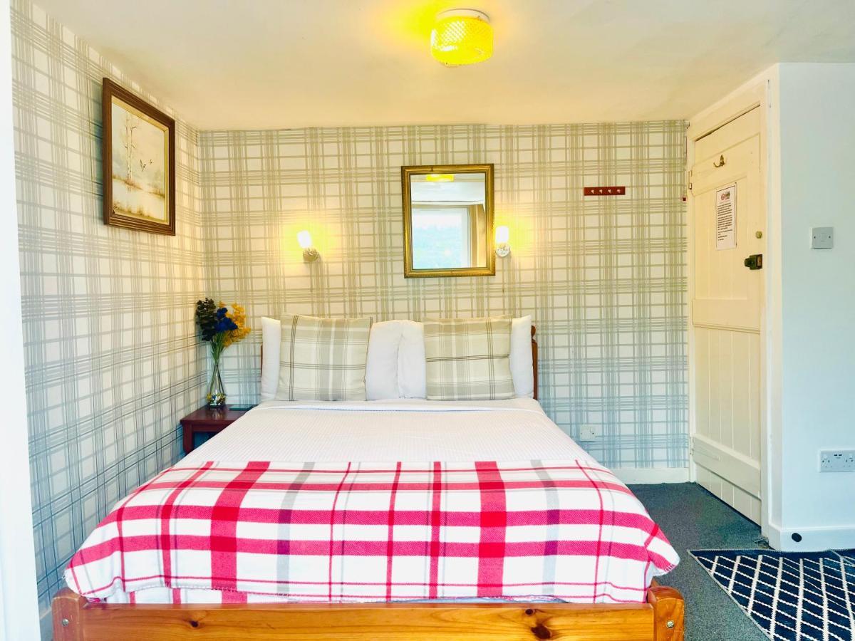 Rowantreebank Bed And Breakfast Arrochar Dış mekan fotoğraf