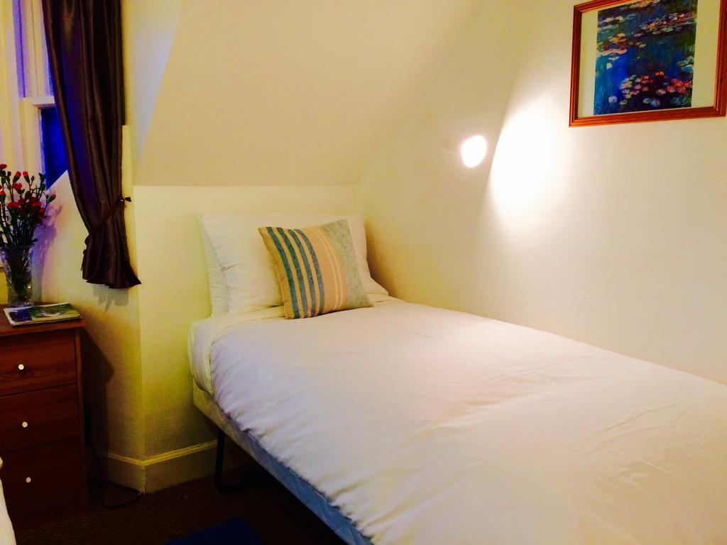 Rowantreebank Bed And Breakfast Arrochar Dış mekan fotoğraf